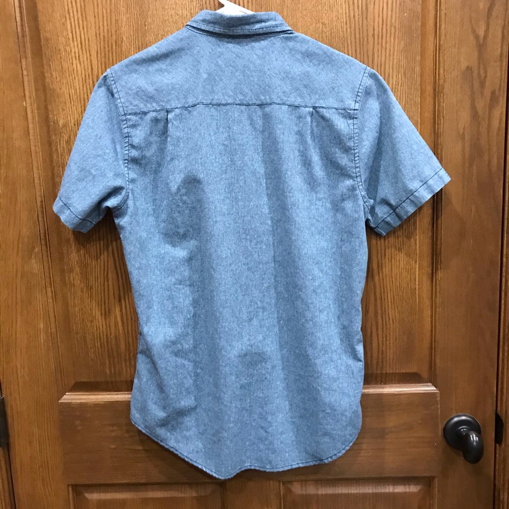 Men’s DepartWest Short Sleeve Button-Down Shirt - Picture 2 of 2